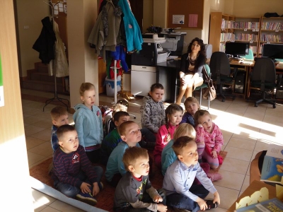 Przedszkolaki w bibliotece Krasnoludki 2014